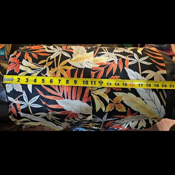 (PRICE IS FIRM!)Coldwater Creek Floral/Leafy, Autumn Vibe Blouse - Picture 10 of 10